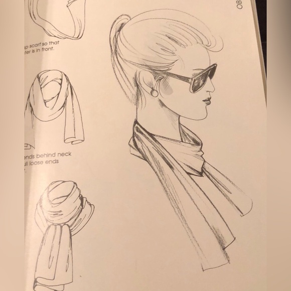 VTG Liz Claiborne Timeless Oblong Scarf Silk. Japan - Picture 10 of 13